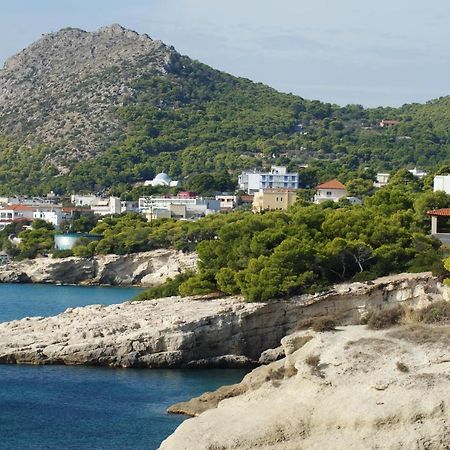 Kavos Bay Seafront Hotel Agia Marina  ภายนอก รูปภาพ