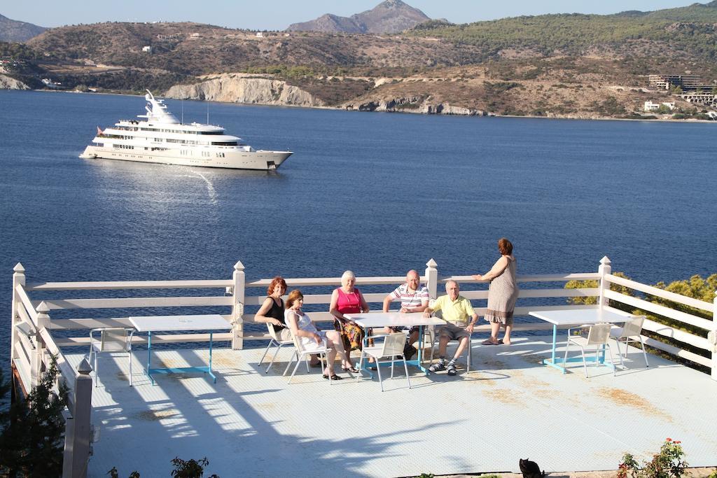 Kavos Bay Seafront Hotel Agia Marina  ภายนอก รูปภาพ