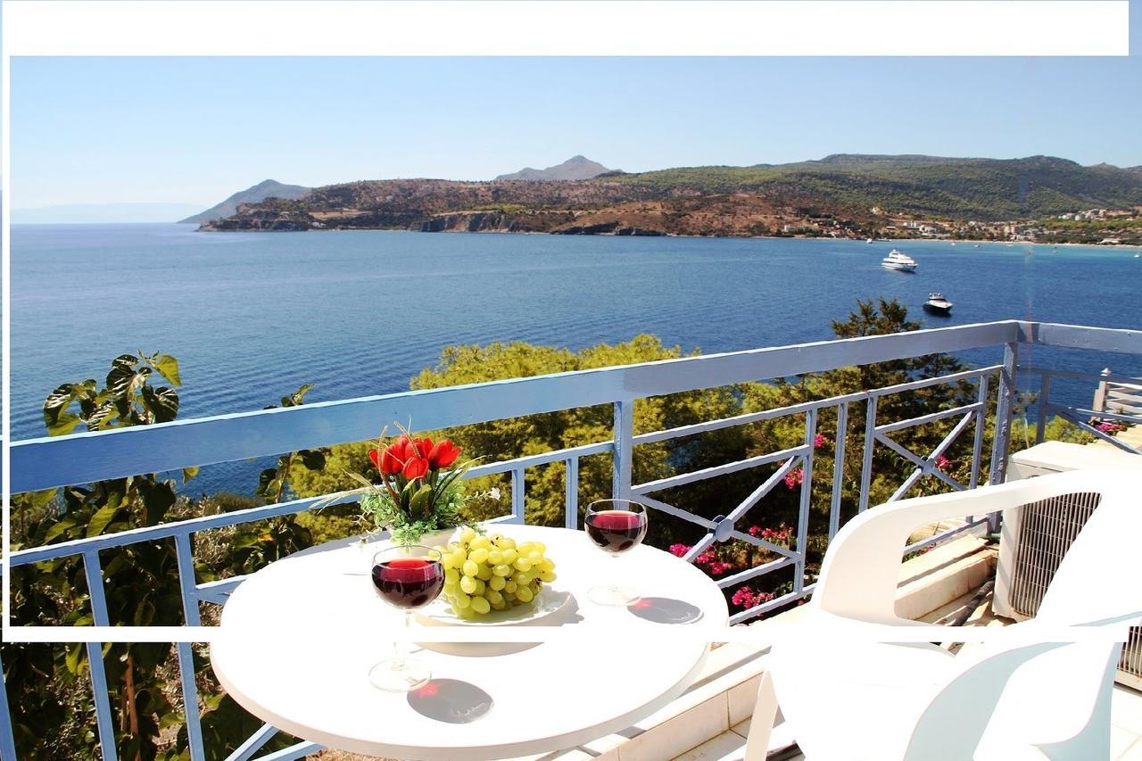 Kavos Bay Seafront Hotel Agia Marina  ภายนอก รูปภาพ
