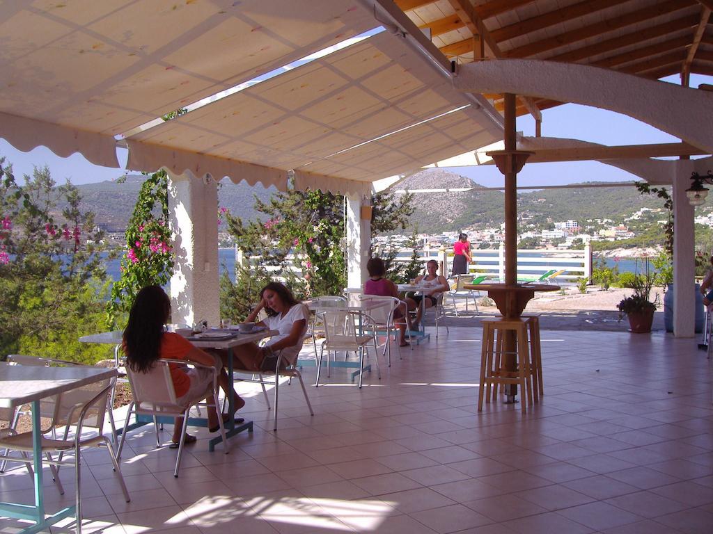 Kavos Bay Seafront Hotel Agia Marina  ภายนอก รูปภาพ