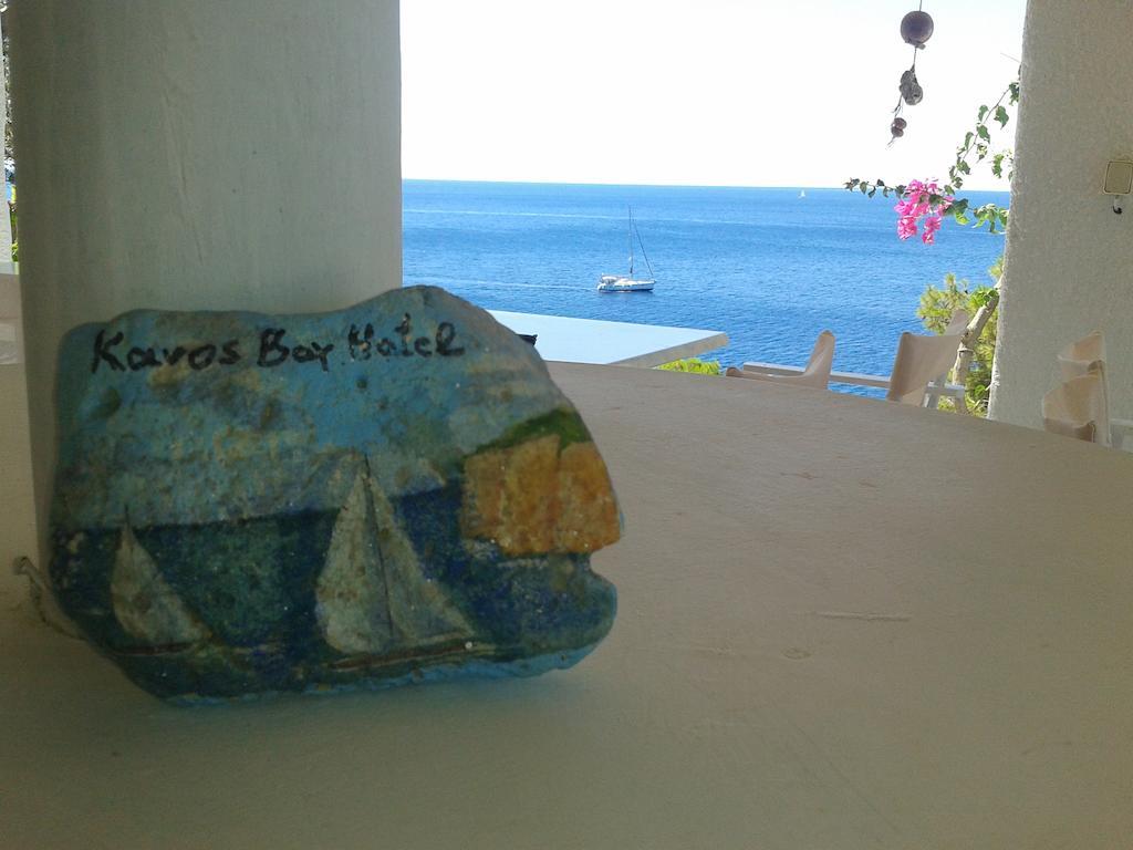 Kavos Bay Seafront Hotel Agia Marina  ภายนอก รูปภาพ