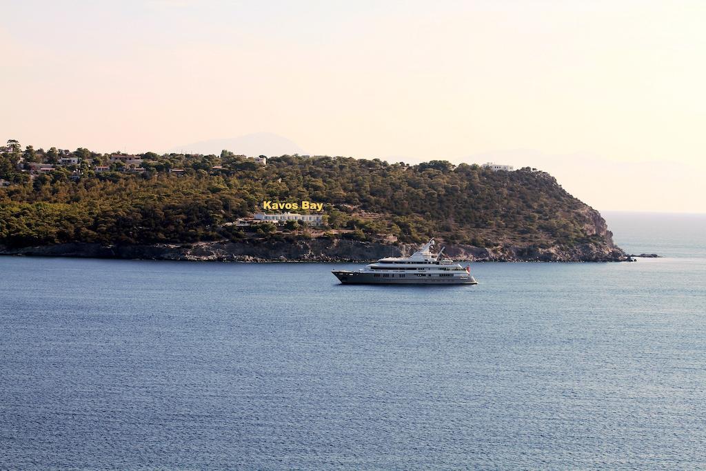 Kavos Bay Seafront Hotel Agia Marina  ภายนอก รูปภาพ