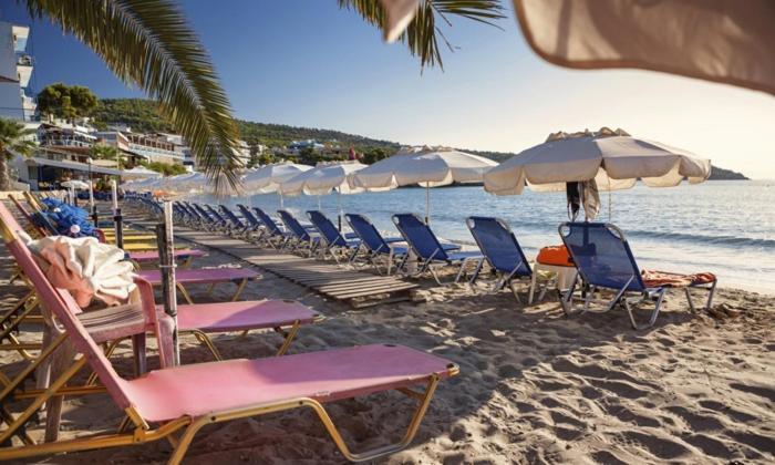 Kavos Bay Seafront Hotel Agia Marina  ภายนอก รูปภาพ